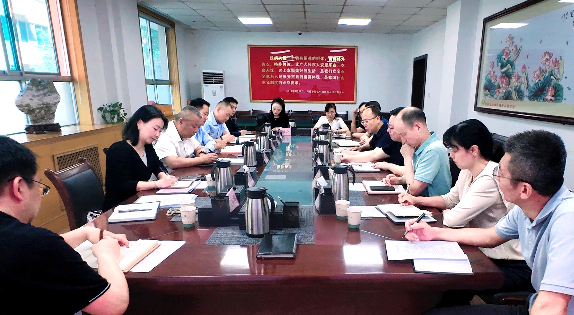 強(qiáng)盛一行赴西安市殘疾人聯(lián)合會(huì)開(kāi)展專題調(diào)研——共商殘疾人康復(fù)養(yǎng)老事業(yè)發(fā)展，探索科技助殘服務(wù)新模式